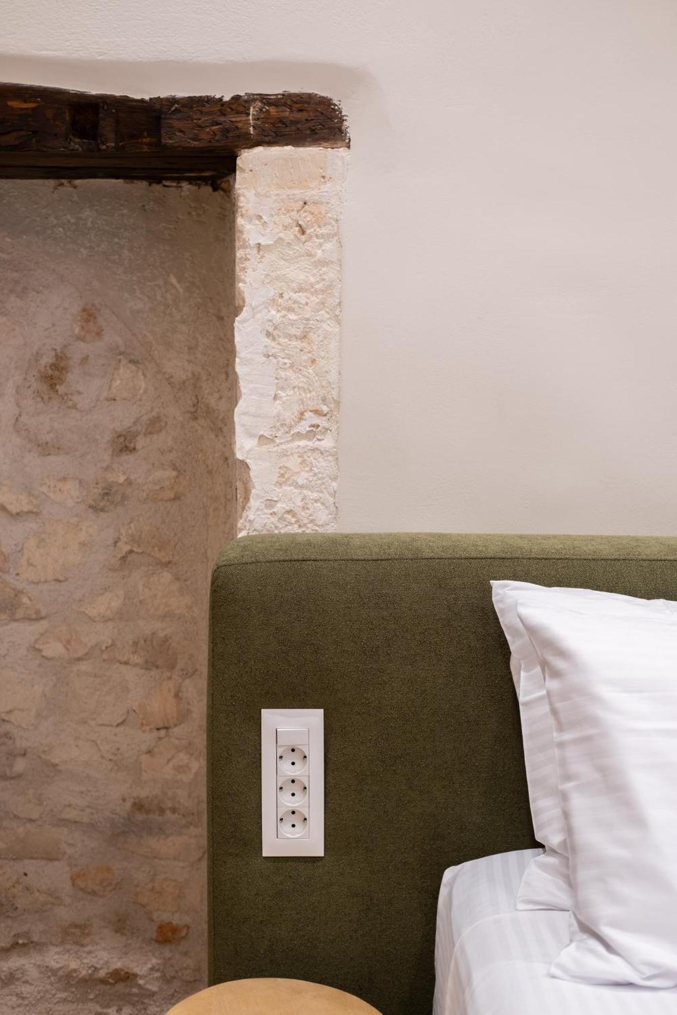 Qualia Slowlife Suites Chania  Buitenkant foto
