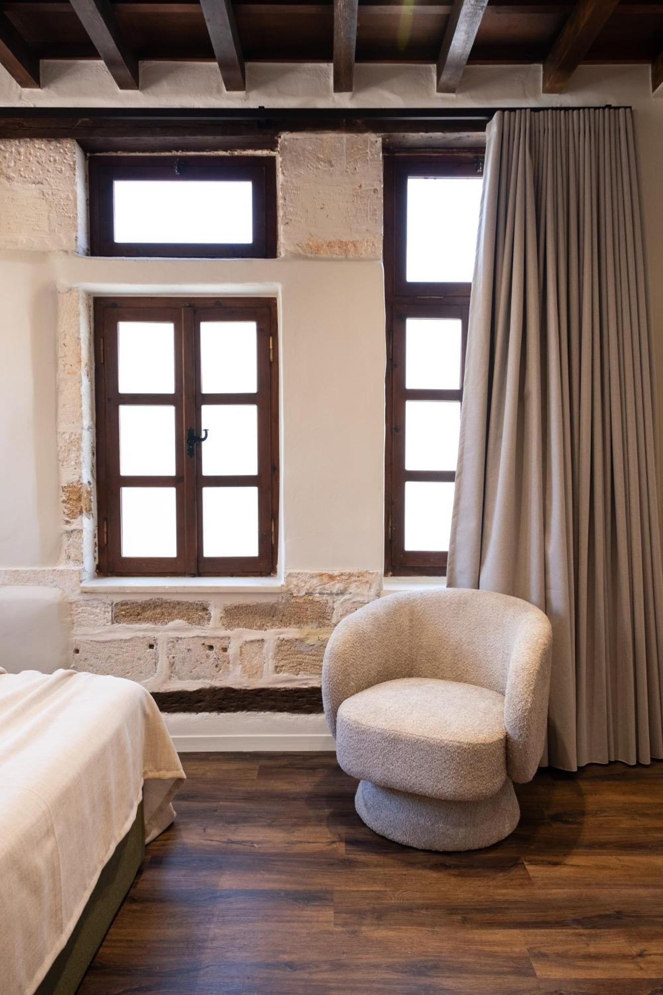 Qualia Slowlife Suites Chania  Buitenkant foto